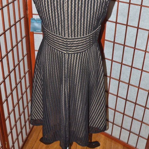 Gabby Skye Dress - Picture 6 of 9